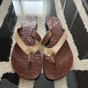 Tory Burch Beige/Brown Logo Print Thora Sandals with Gold Hardware Size 7.5